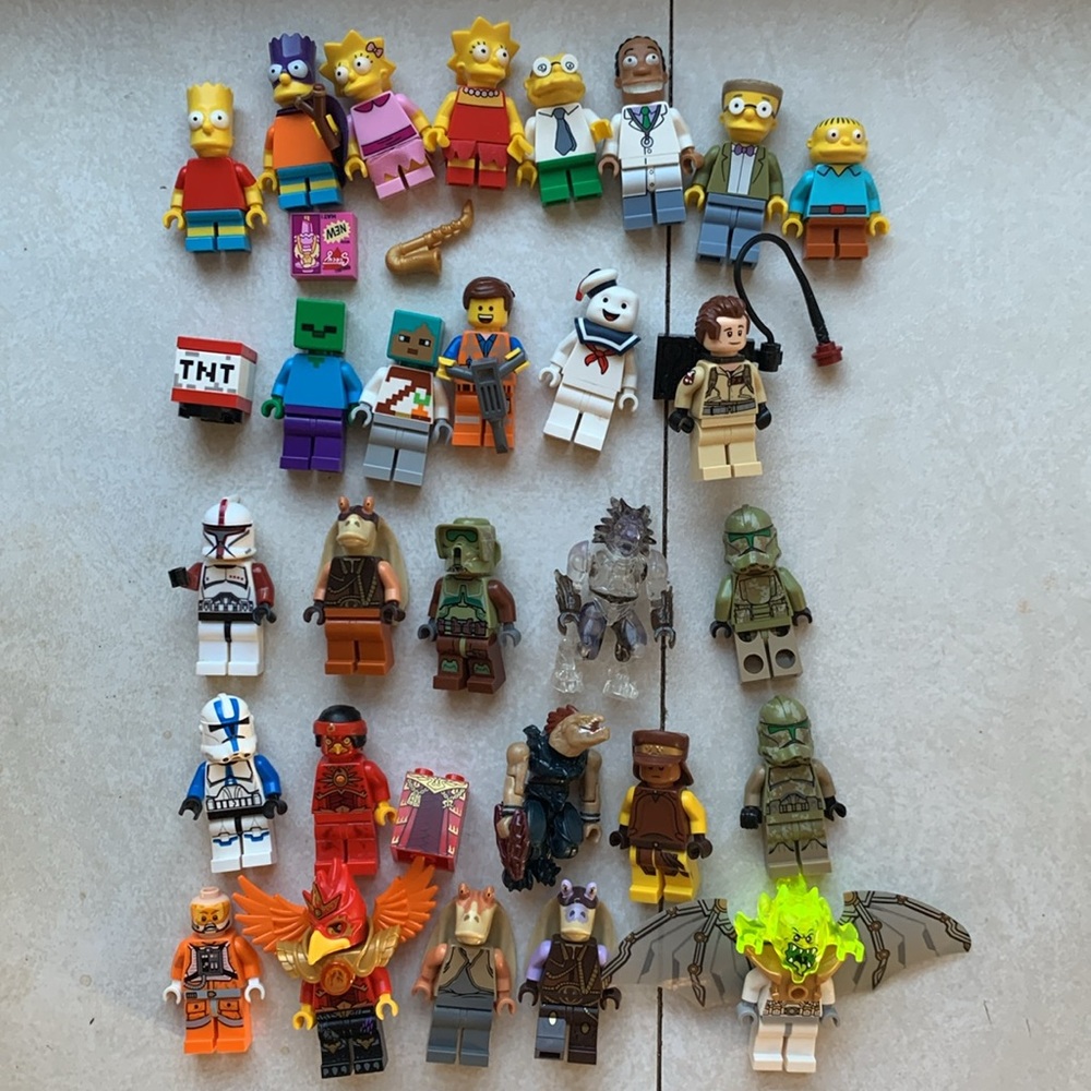 Star Wars minifigures Simpsons Ghostbusters Minecraft LEGO